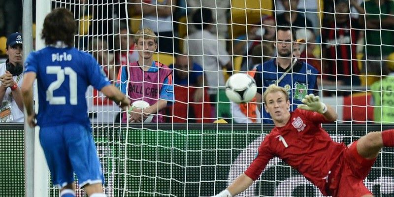 Pirlo thực hiện cú panenka đẹp mắt